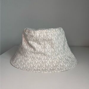 Michael Kors MK Logo Bucket Hat White Cotton M/L Unisex New
